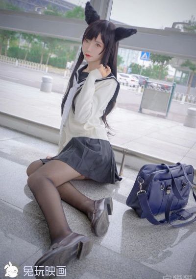 国产桃子趴着打屁股sp抽打_BD英语免费电视剧