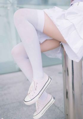 男人女人真曰批免费观看_BD英语免费观看超清